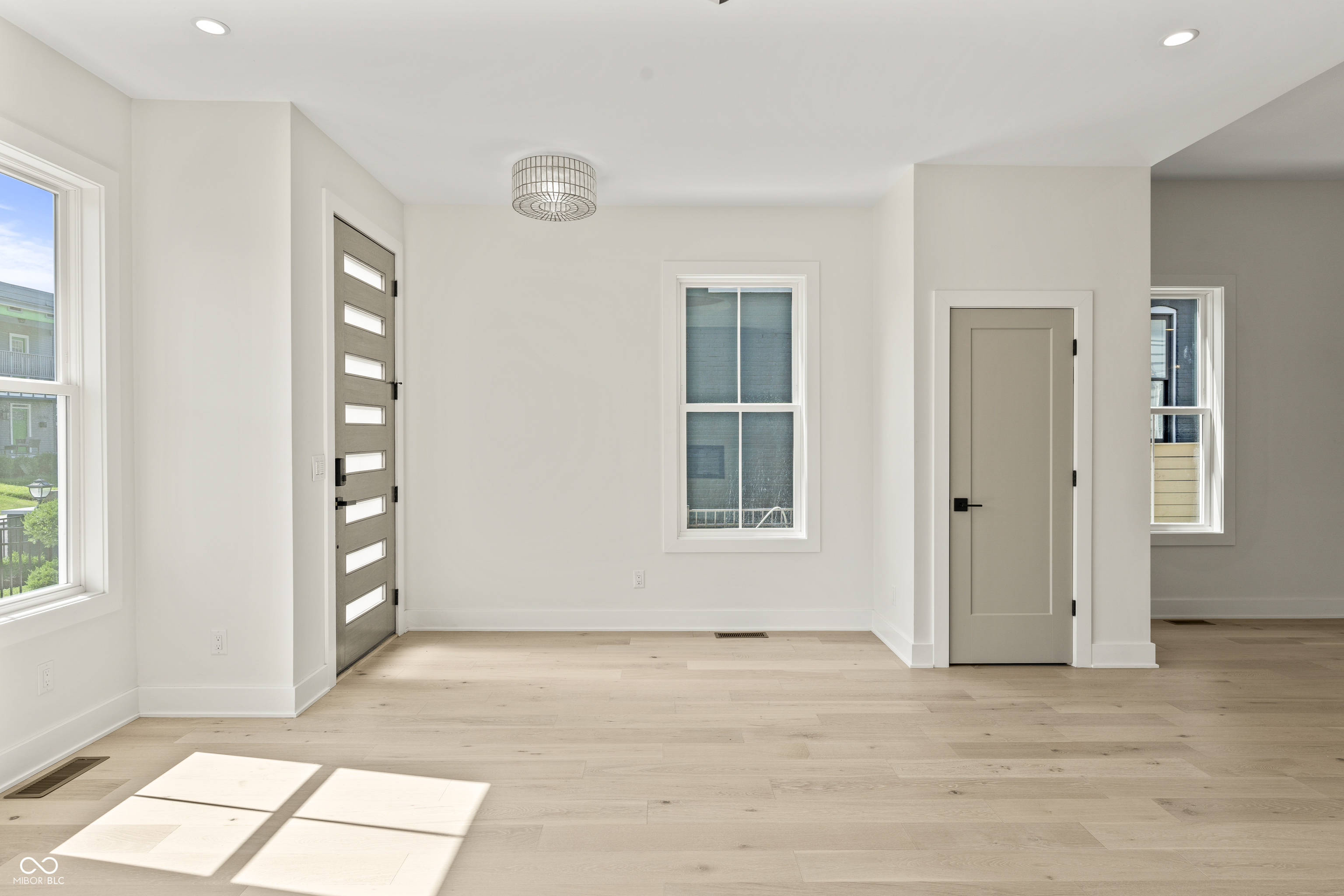 2054 Carrollton Avenue