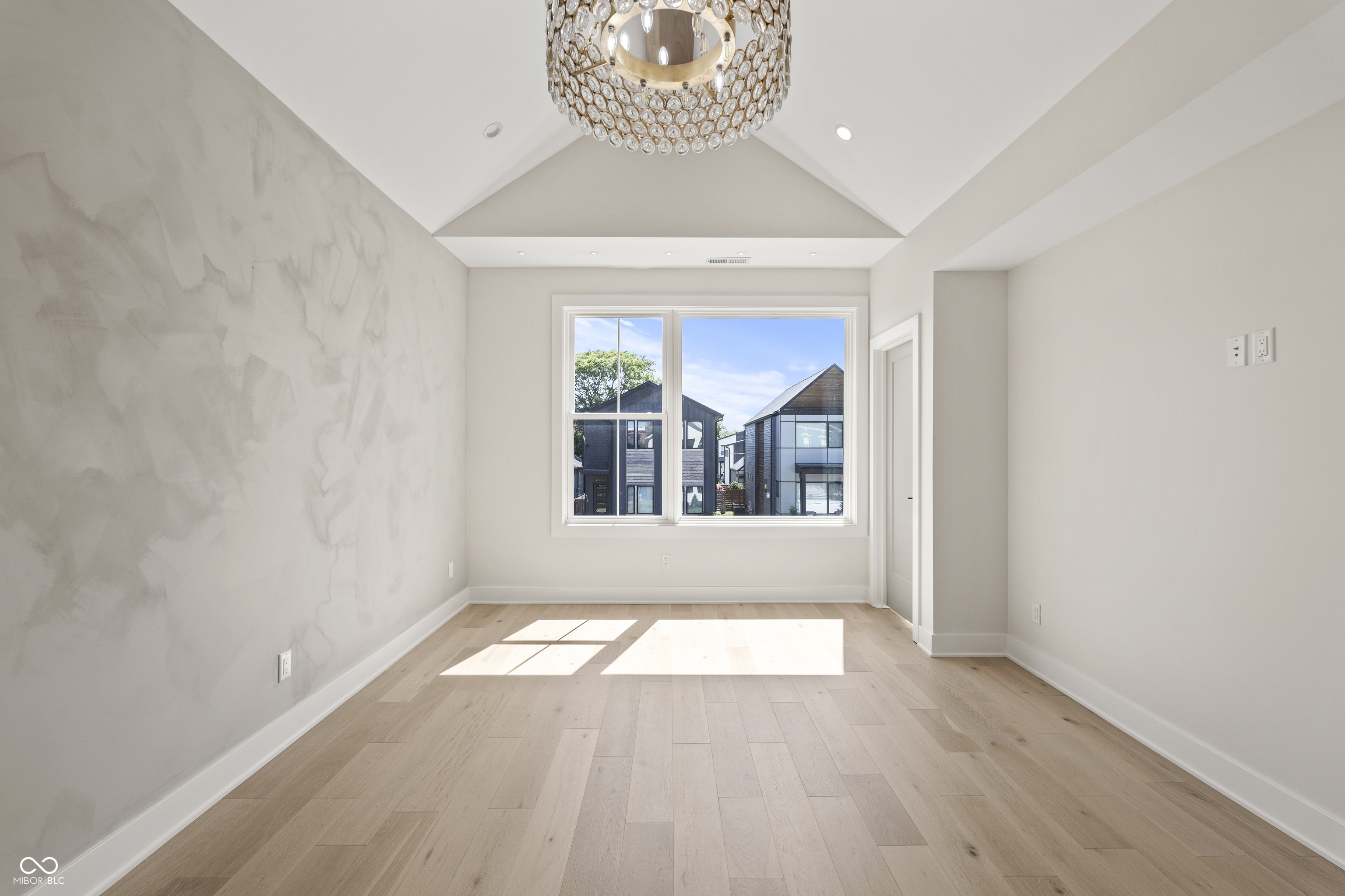 2054 Carrollton Avenue