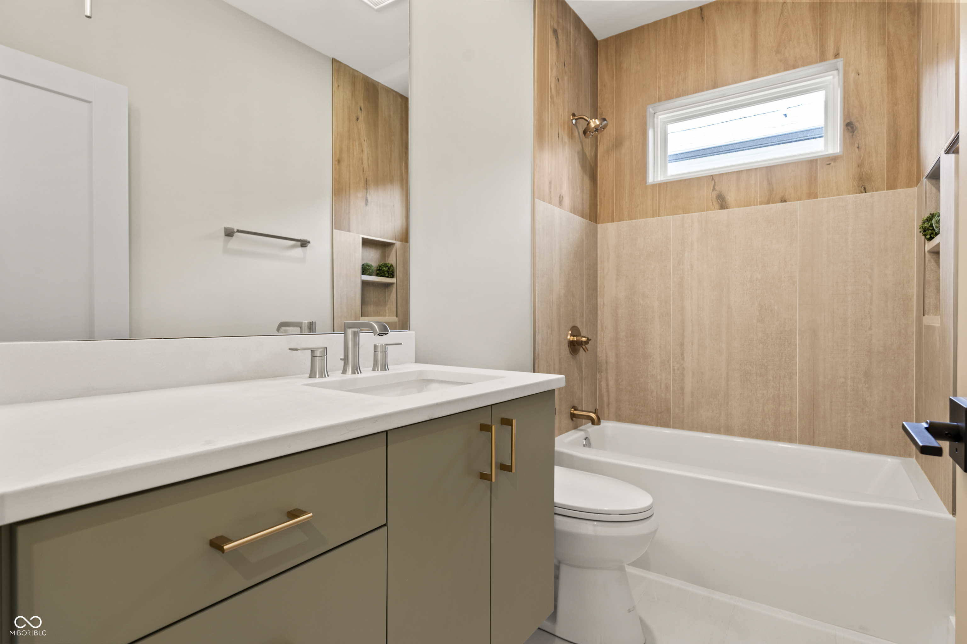 2054 Carrollton Avenue