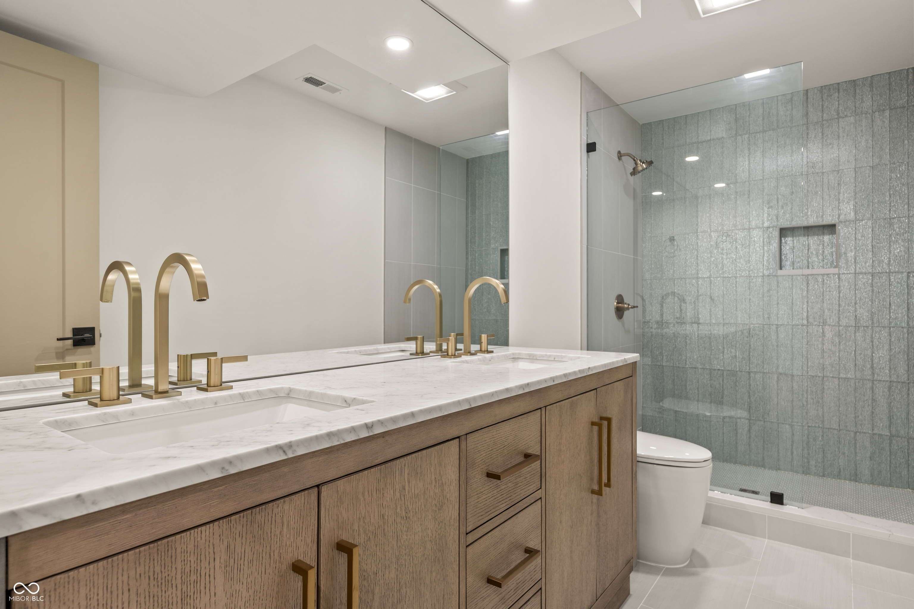 2054 Carrollton Avenue