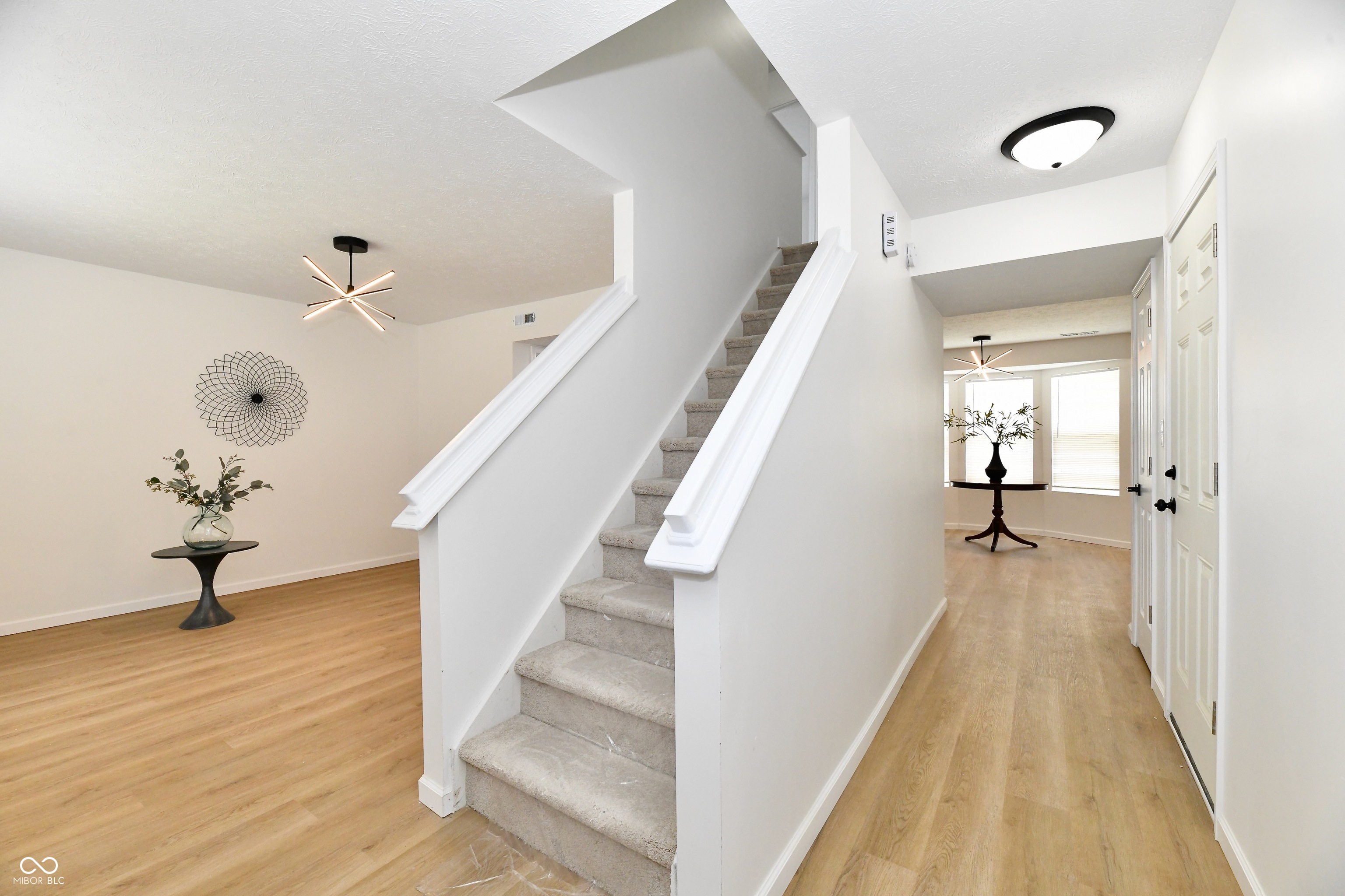 3301 Creekshore Drive