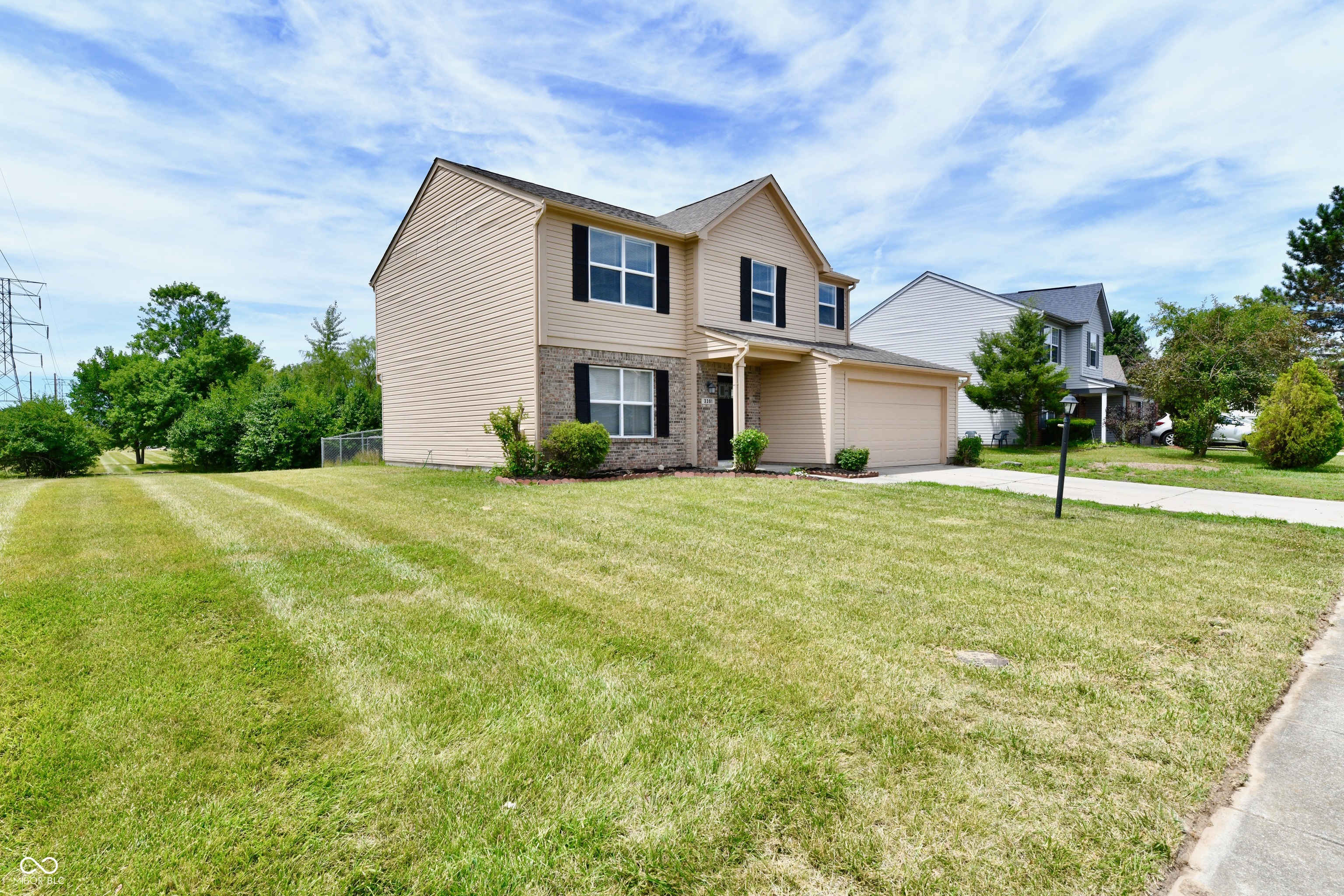 3301 Creekshore Drive