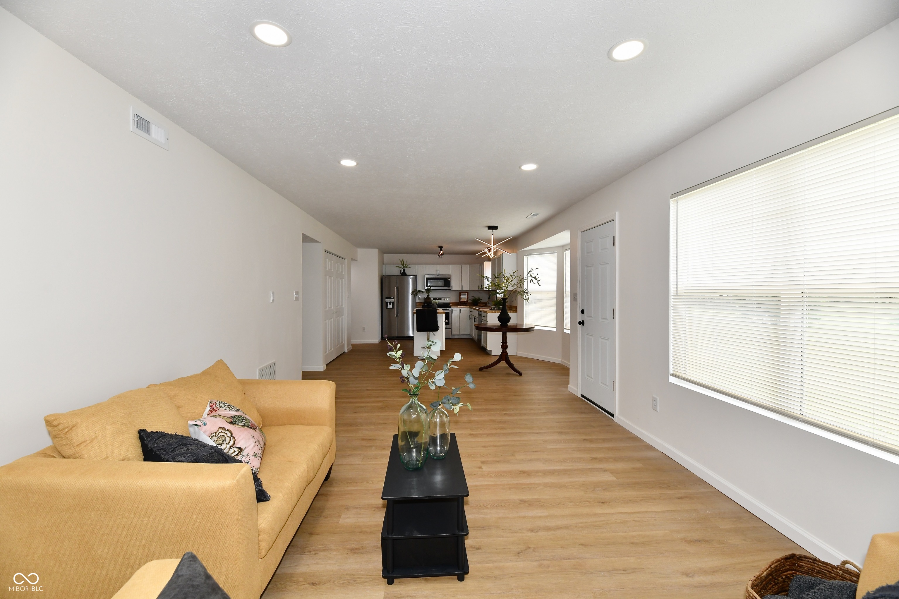 3301 Creekshore Drive