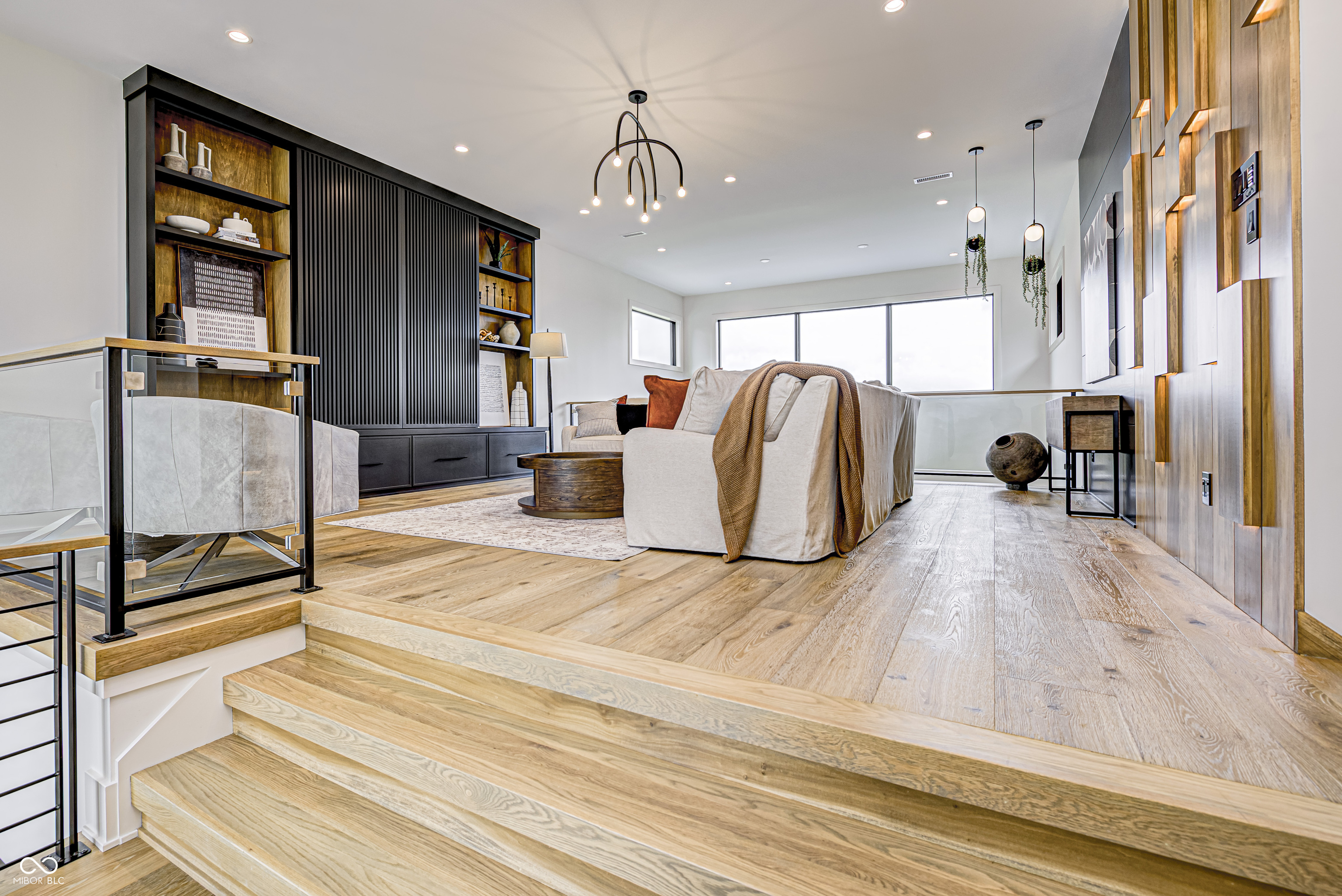 9760 Windy Hills Drive