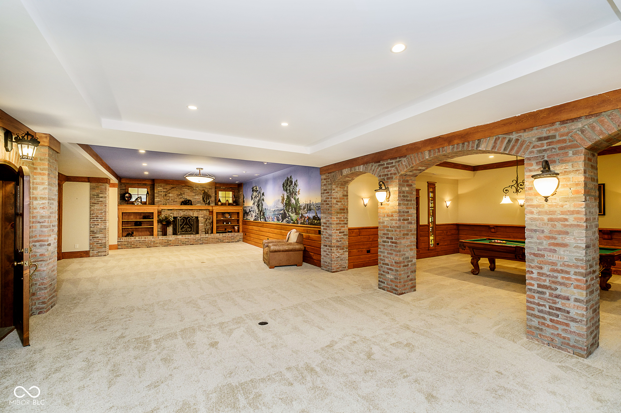 8358 Hidden Point Drive
