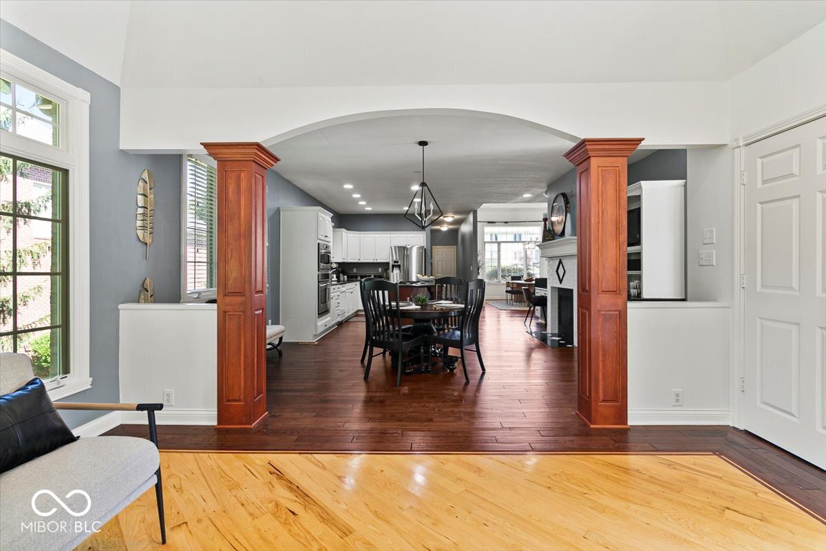 8123 Hunters Place