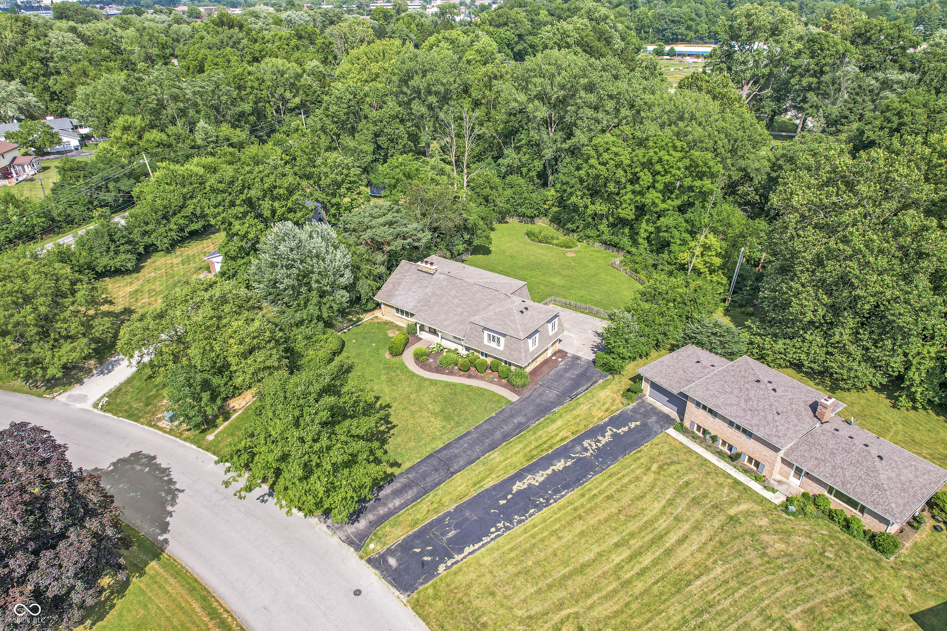 7035 Creekside Lane