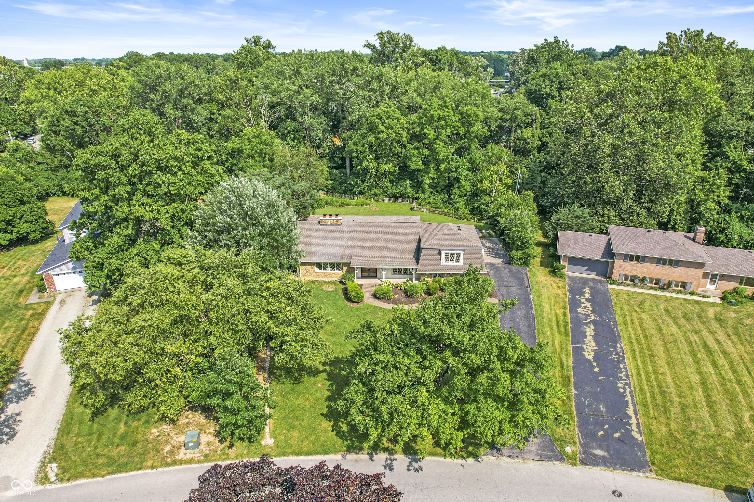7035 Creekside Lane