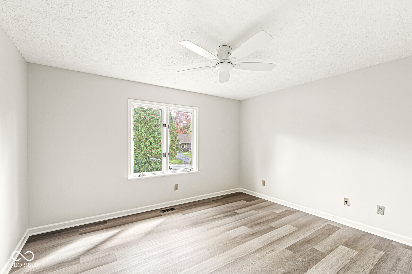 8702 Swiftsail Court