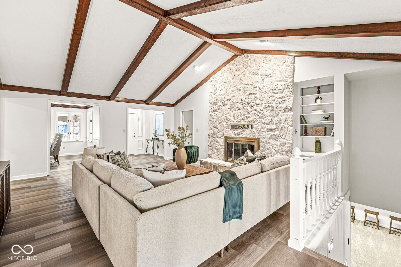 8702 Swiftsail Court