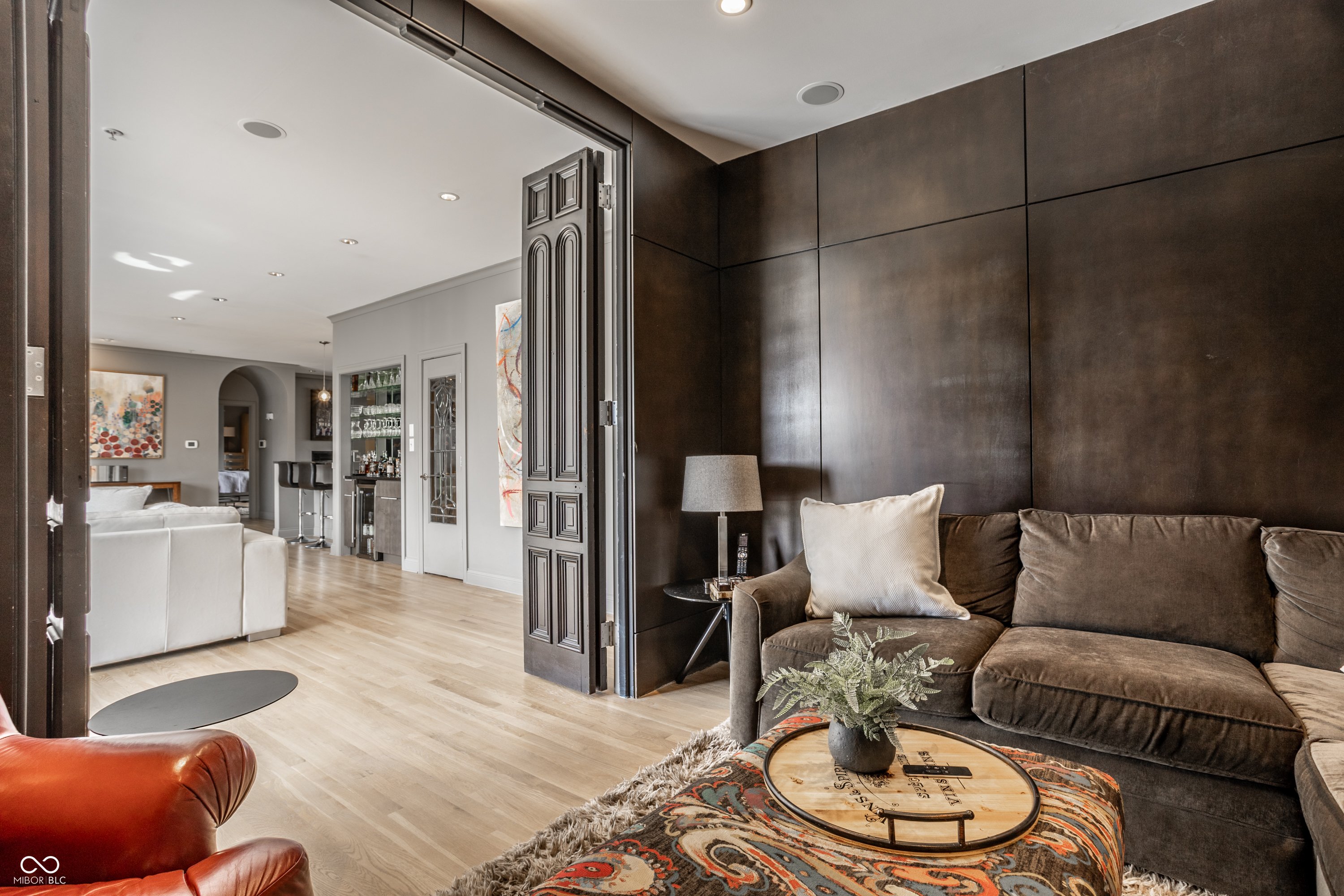 932 Broadway Street Unit: 14