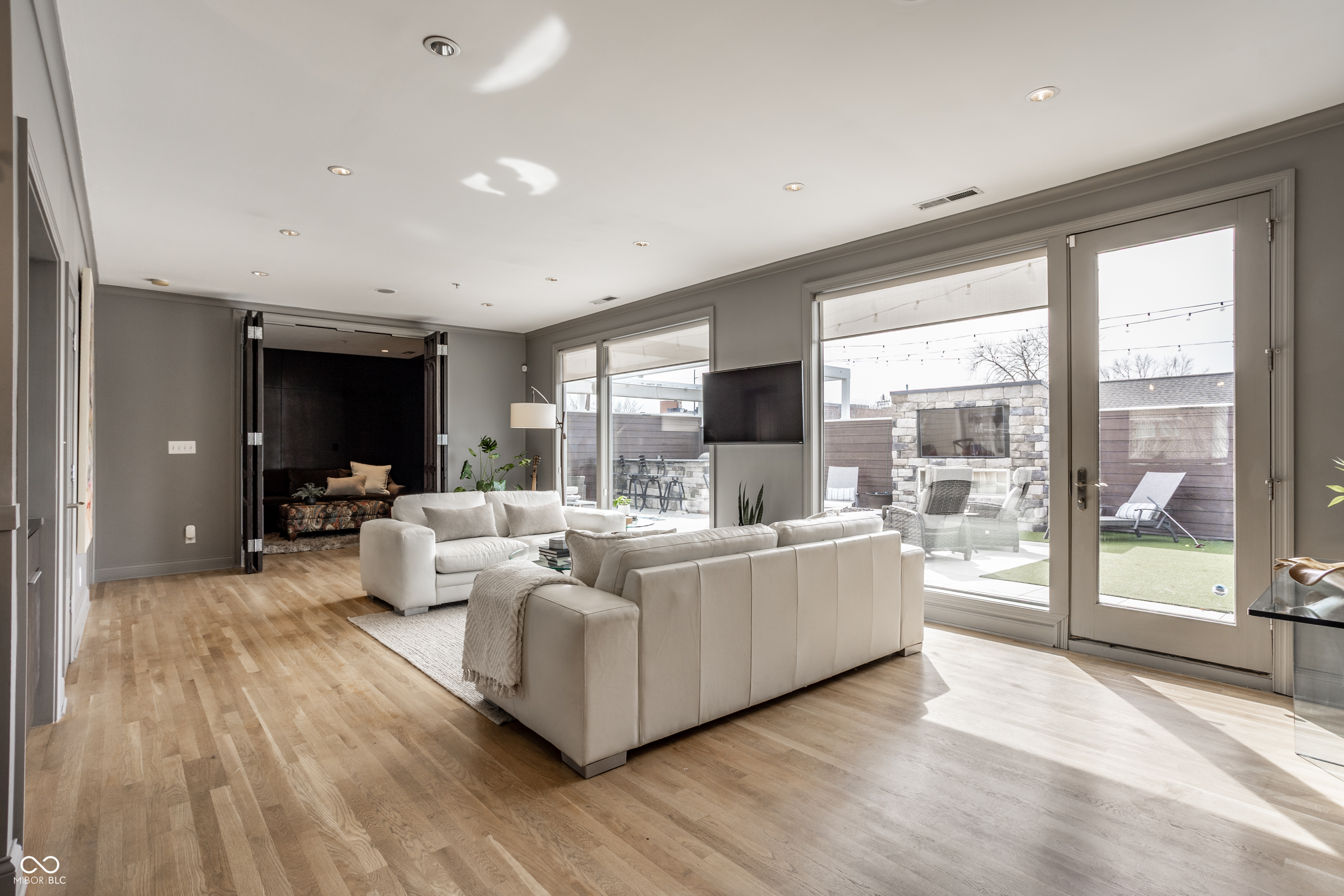 932 Broadway Street Unit: 14