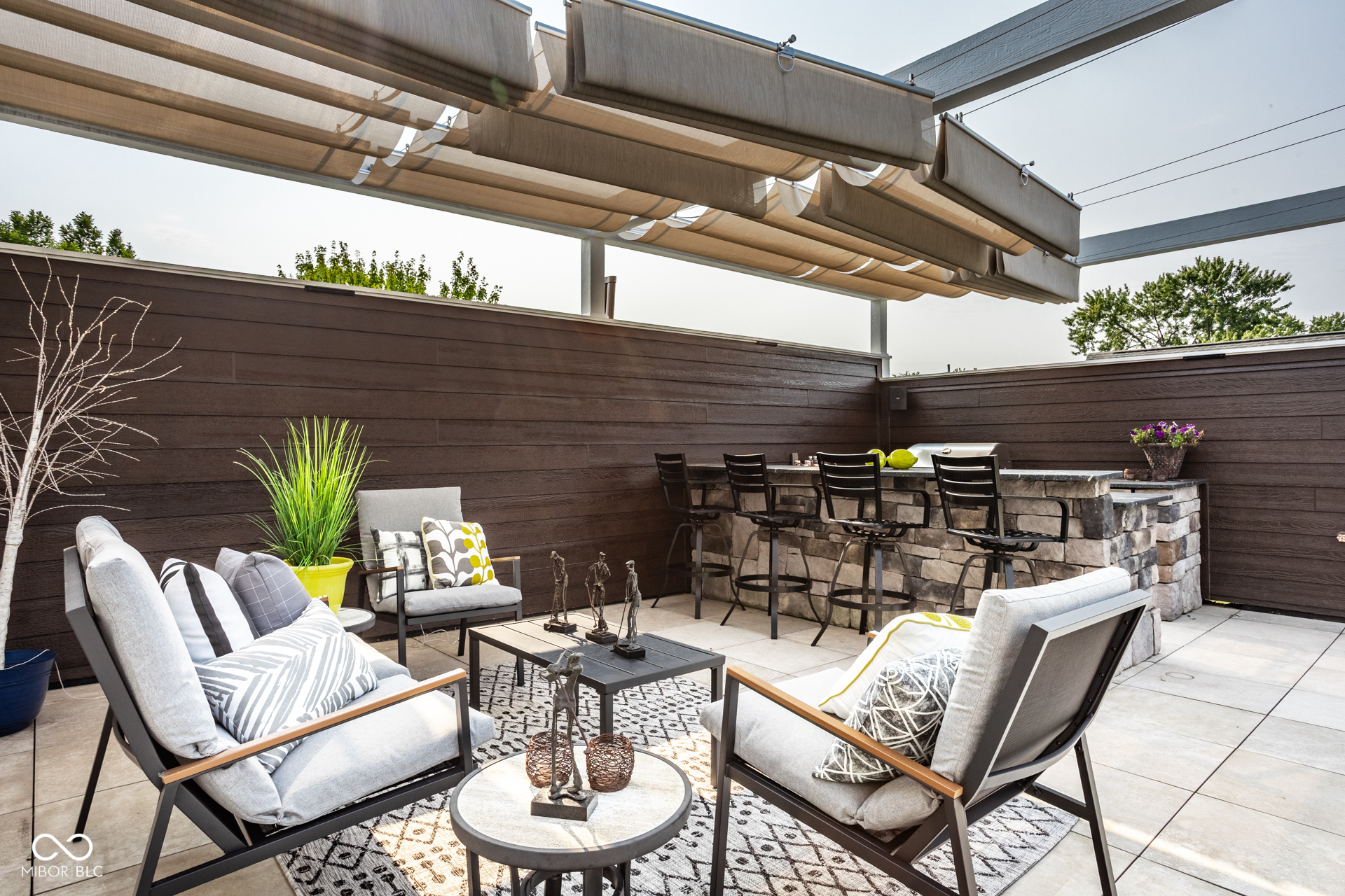 932 Broadway Street Unit: 14