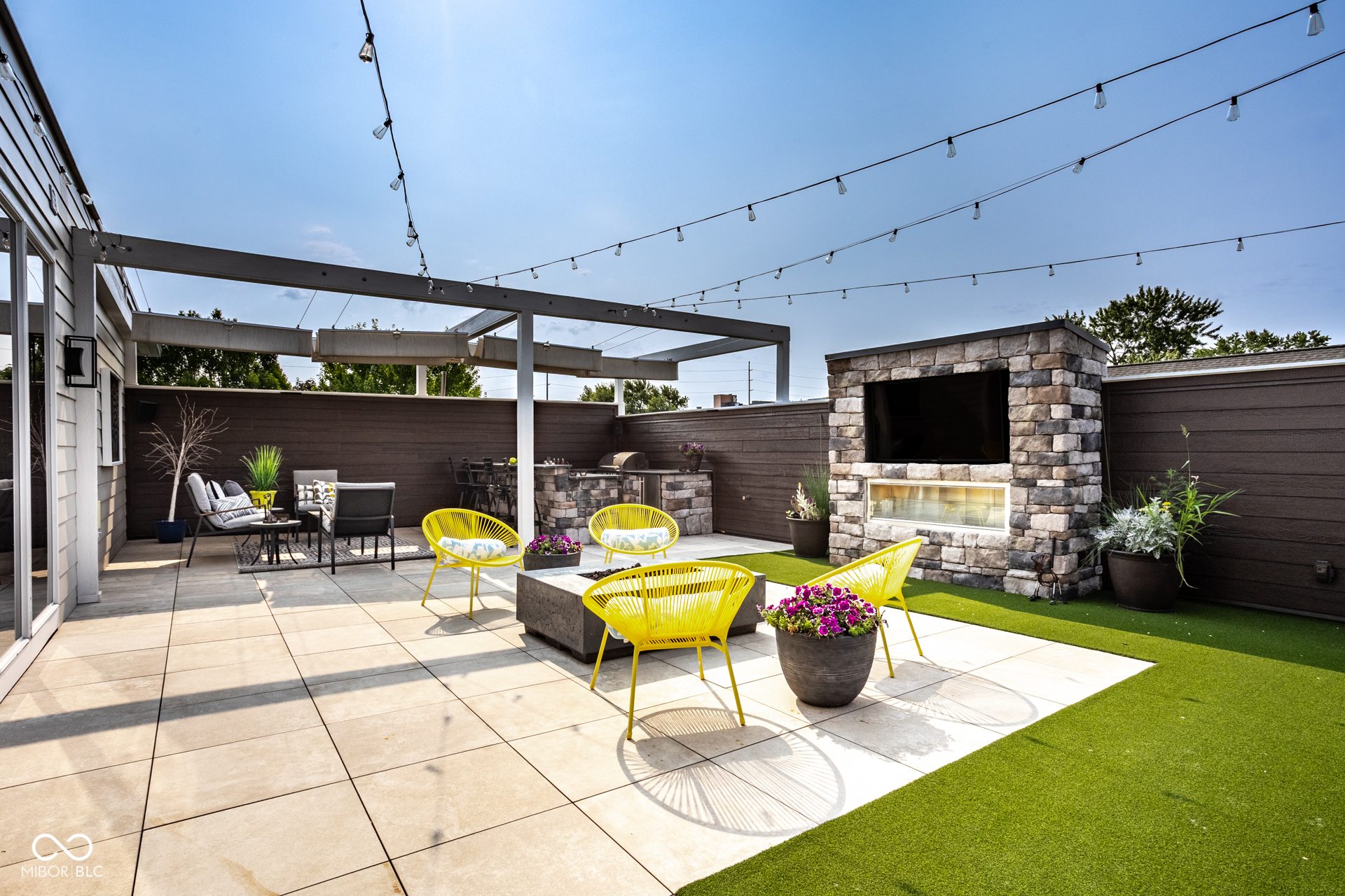 932 Broadway Street Unit: 14