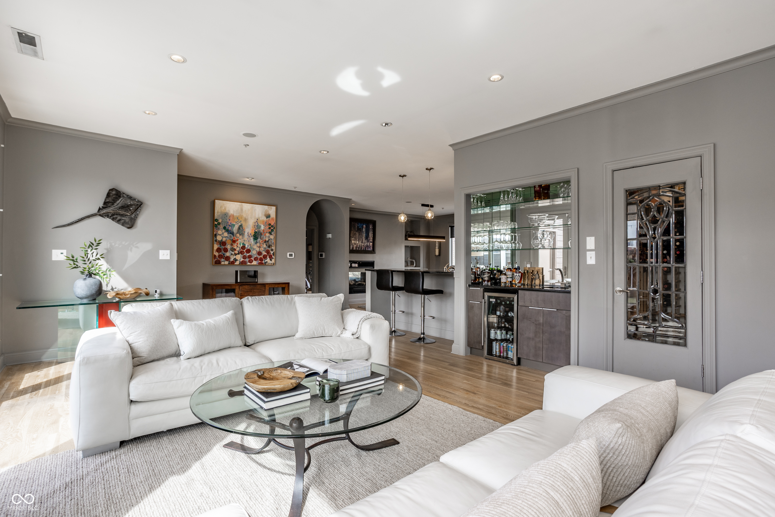 932 Broadway Street Unit: 14