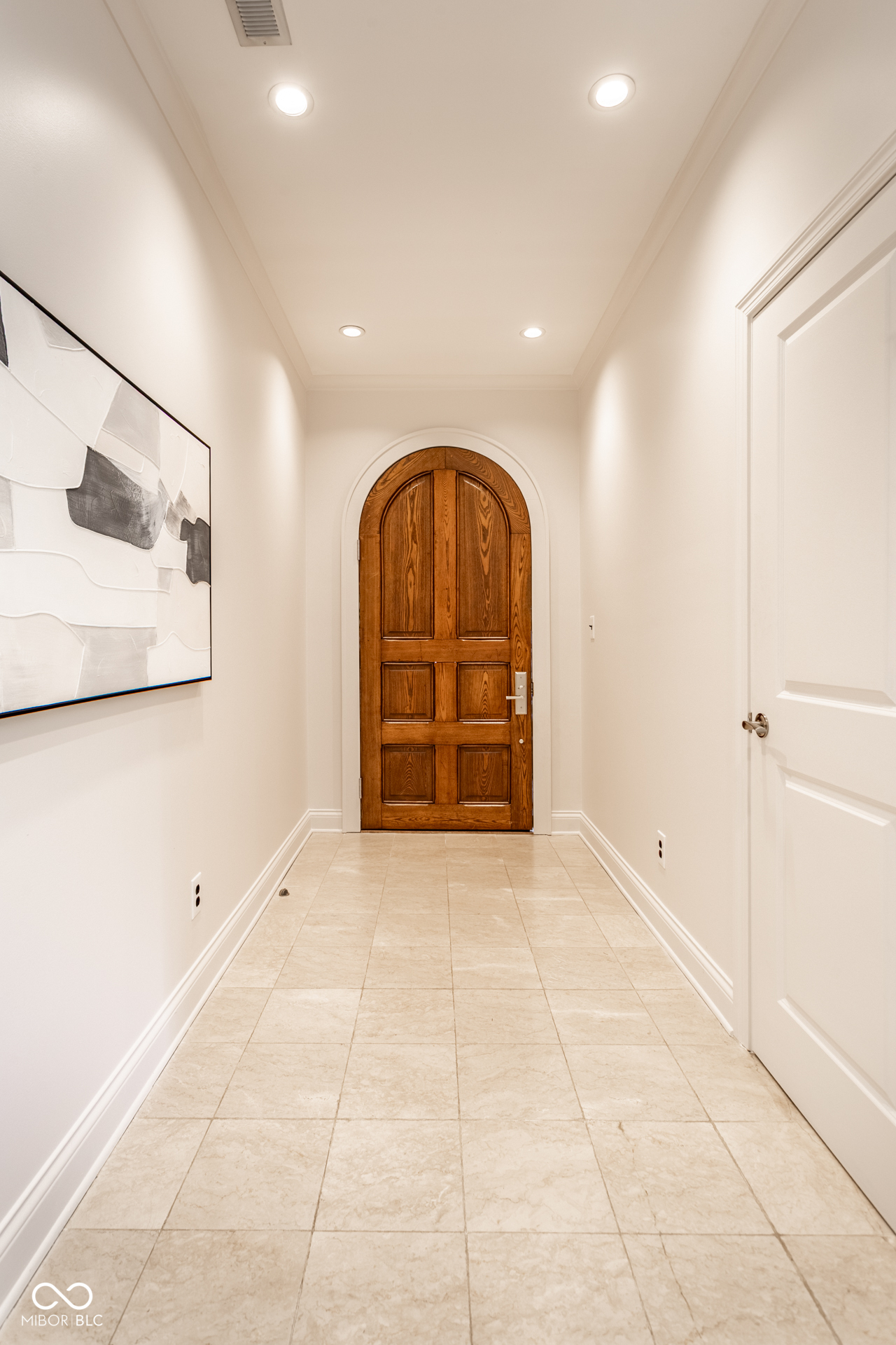 932 Broadway Street Unit: 14