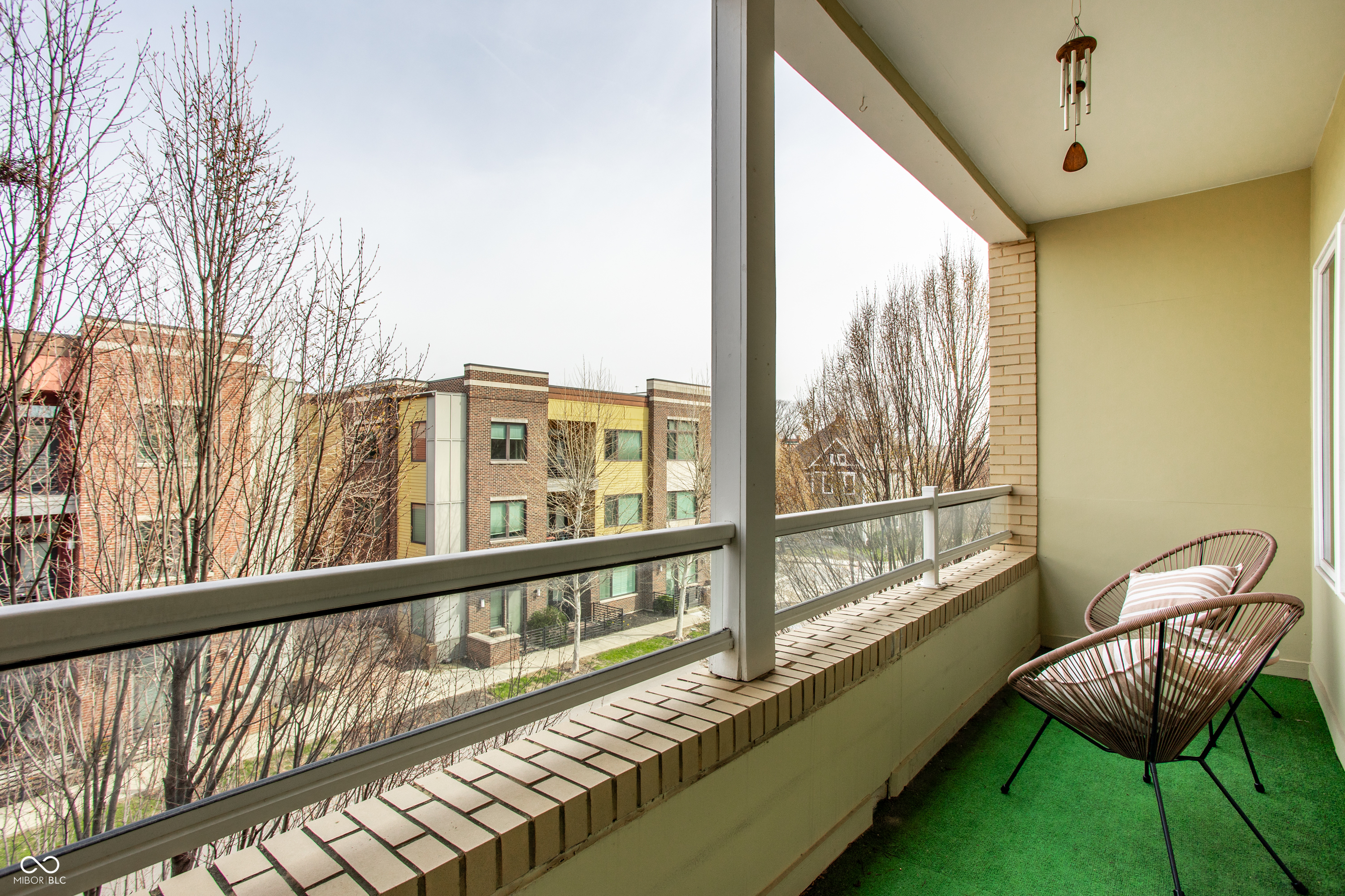 932 Broadway Street Unit: 14