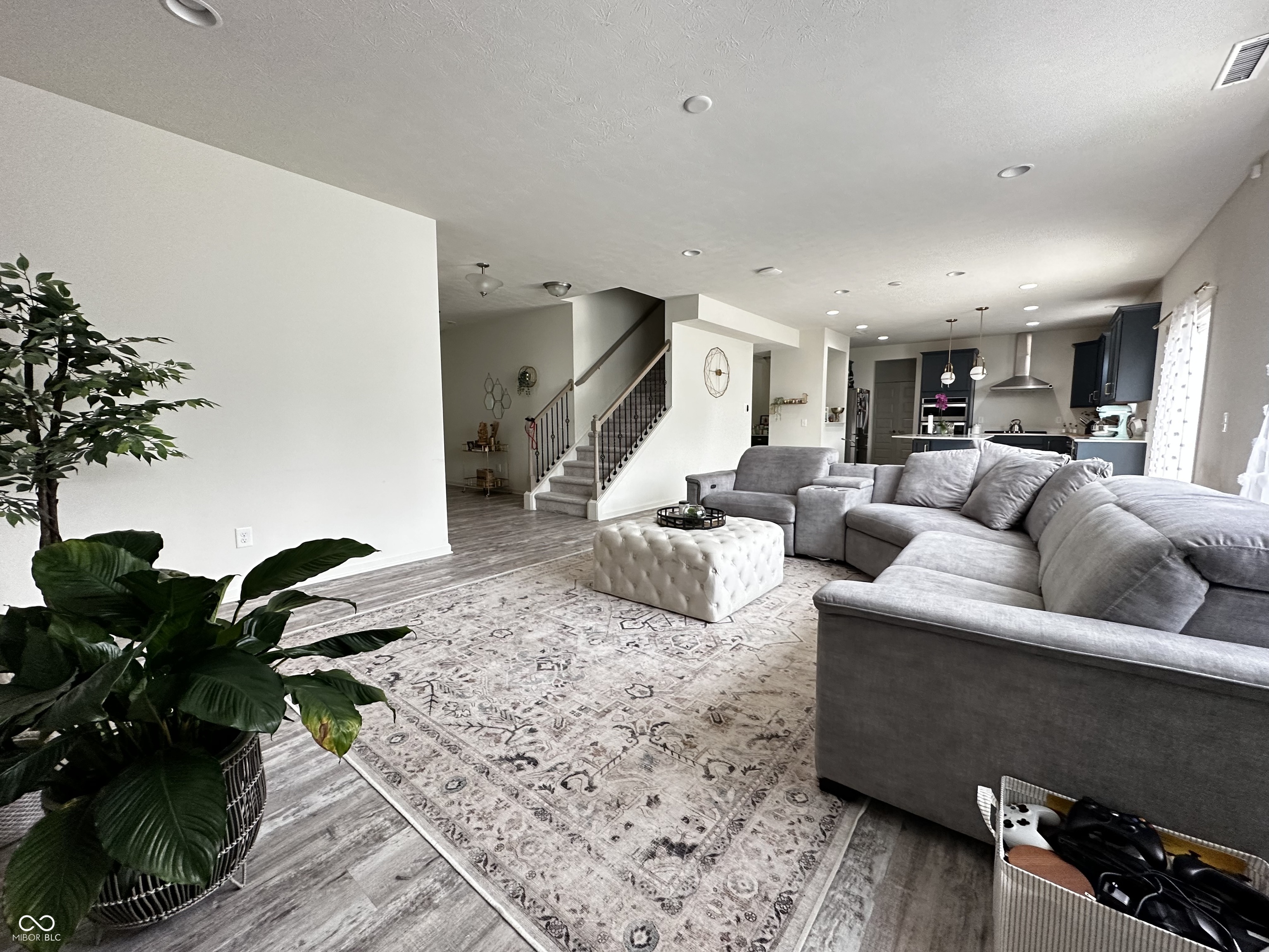 6083 Flagler Lane
