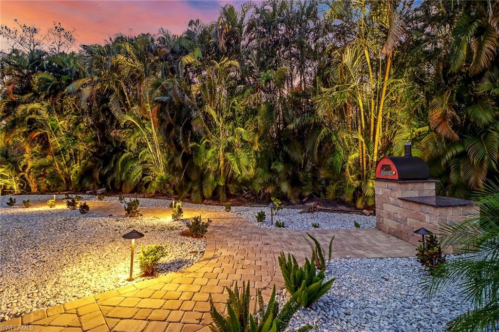 9520 Silver Palmetto CT