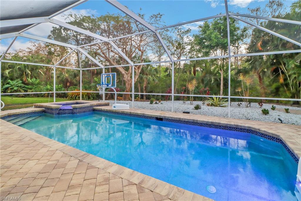 9520 Silver Palmetto CT