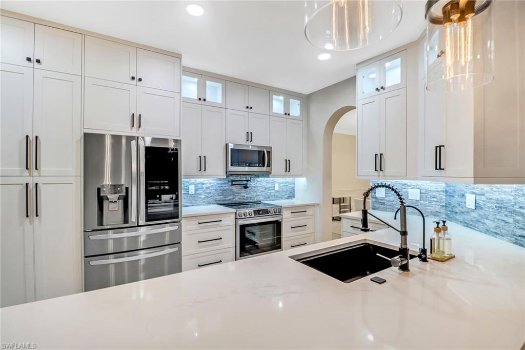 9520 Silver Palmetto CT