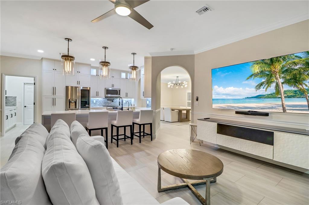 9520 Silver Palmetto CT