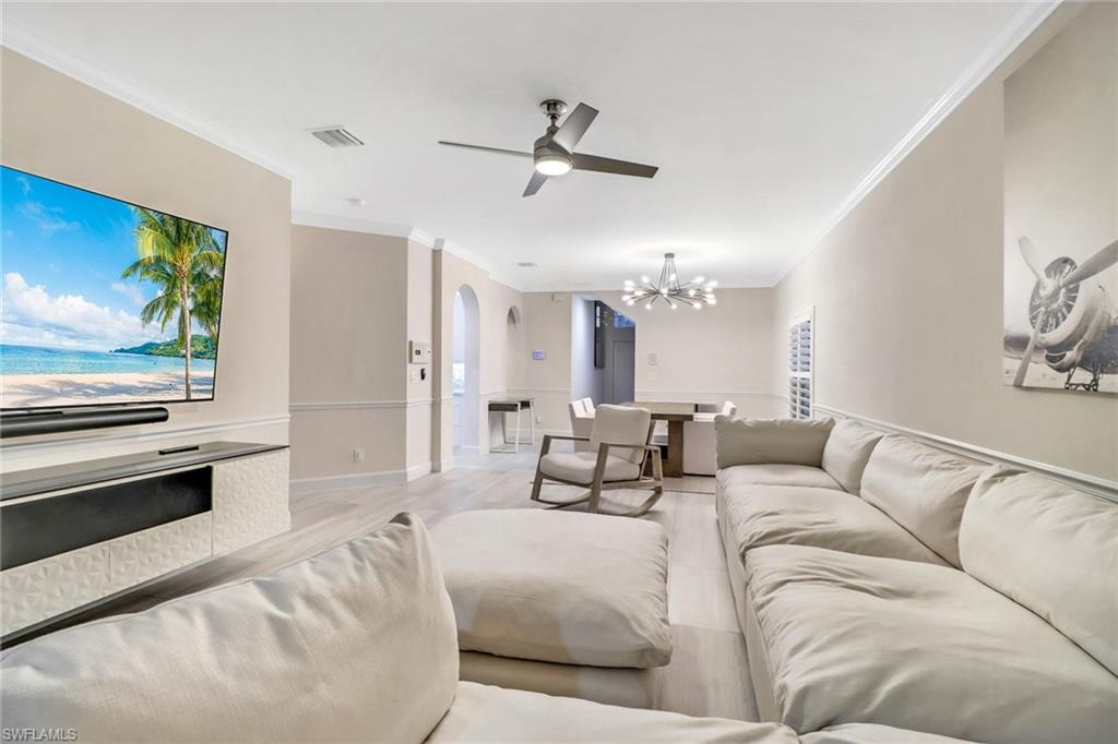 9520 Silver Palmetto CT
