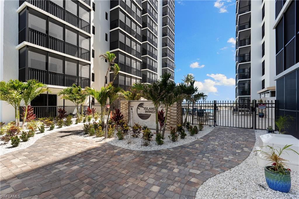 6612 Estero BLVD Unit: PH2