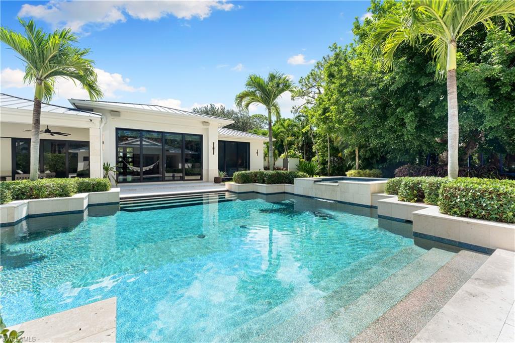 233 Ridge DR