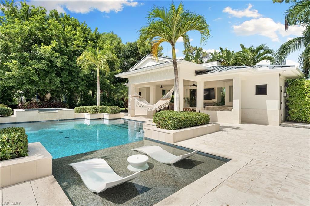 233 Ridge DR