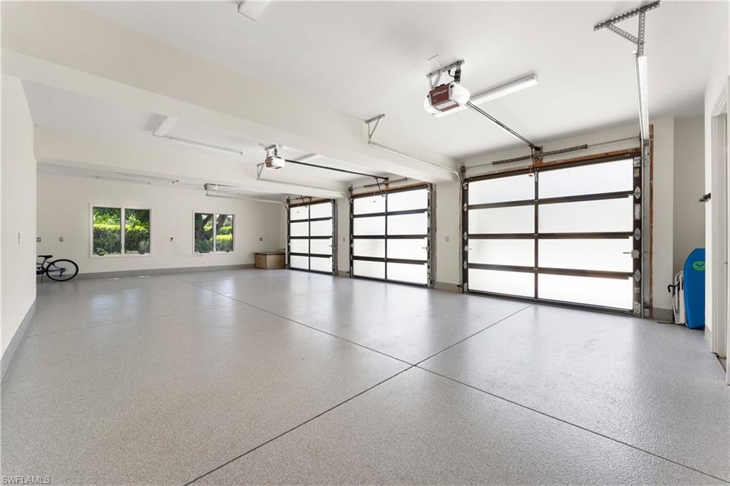 233 Ridge DR