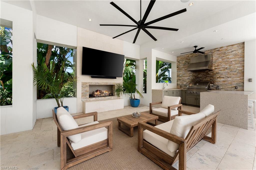 233 Ridge DR