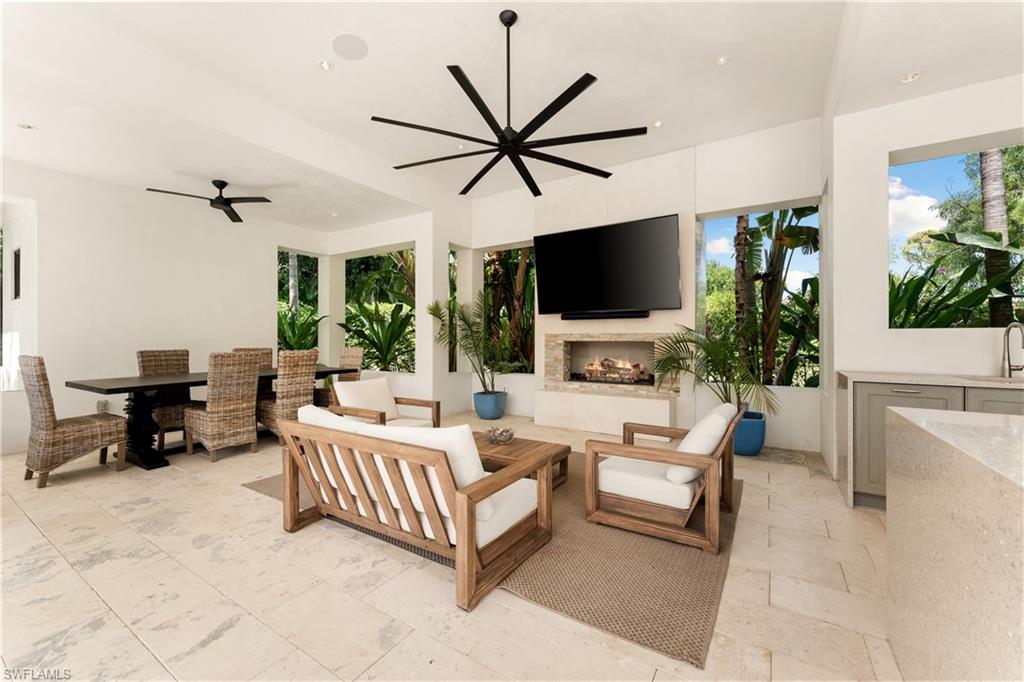 233 Ridge DR