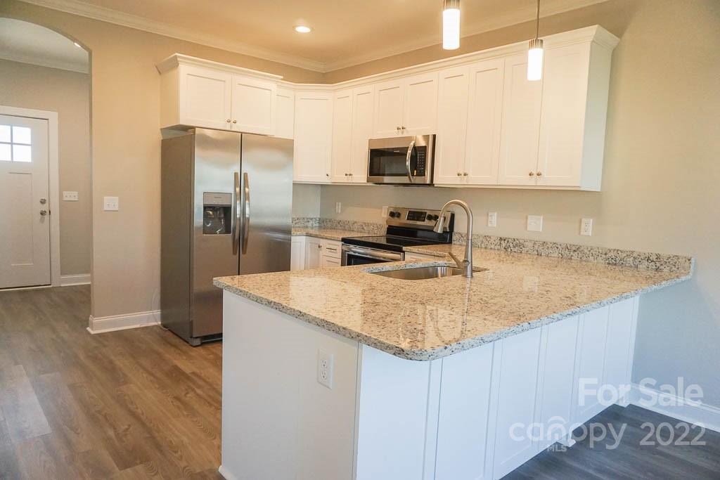 2514 Snow Creek Road NE