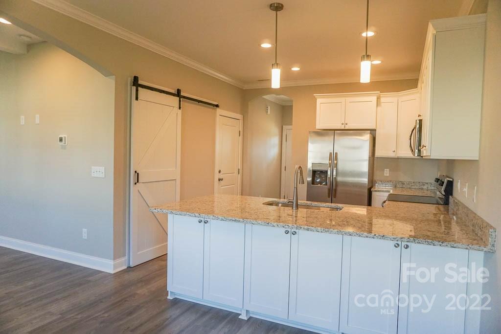 2514 Snow Creek Road NE