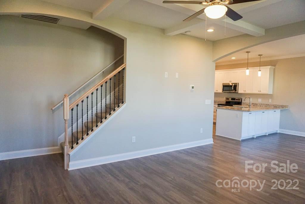 2514 Snow Creek Road NE