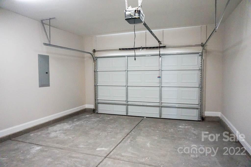 2514 Snow Creek Road NE