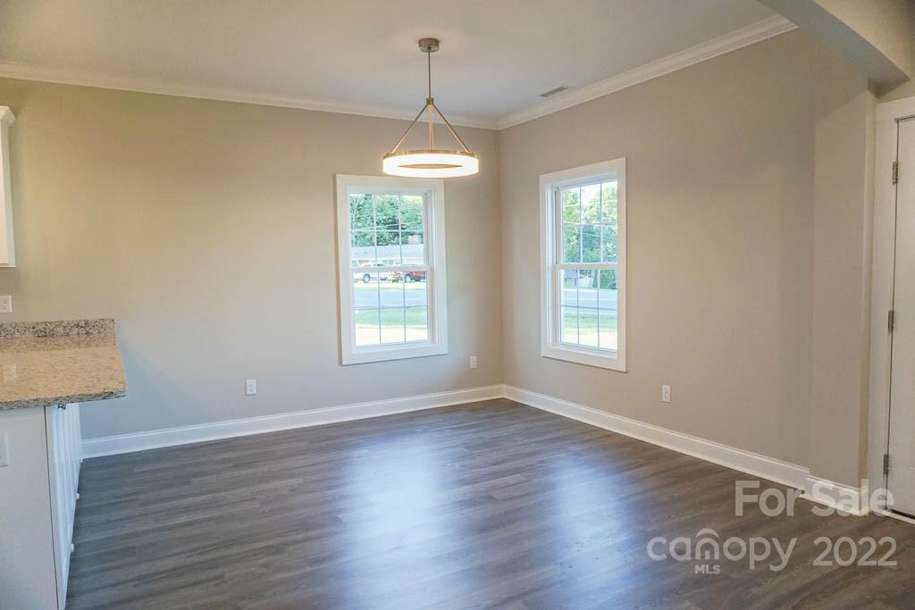 2514 Snow Creek Road NE