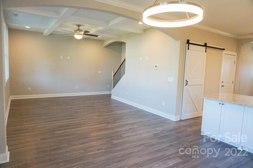 2514 Snow Creek Road NE