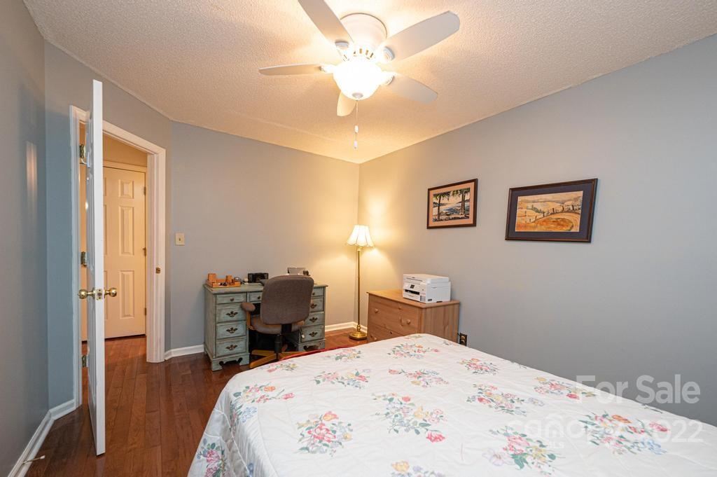 2217 6th Street NW Unit: 9