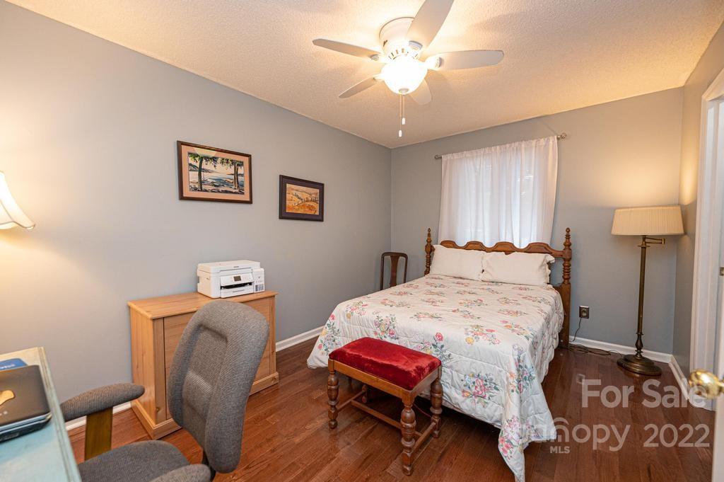 2217 6th Street NW Unit: 9