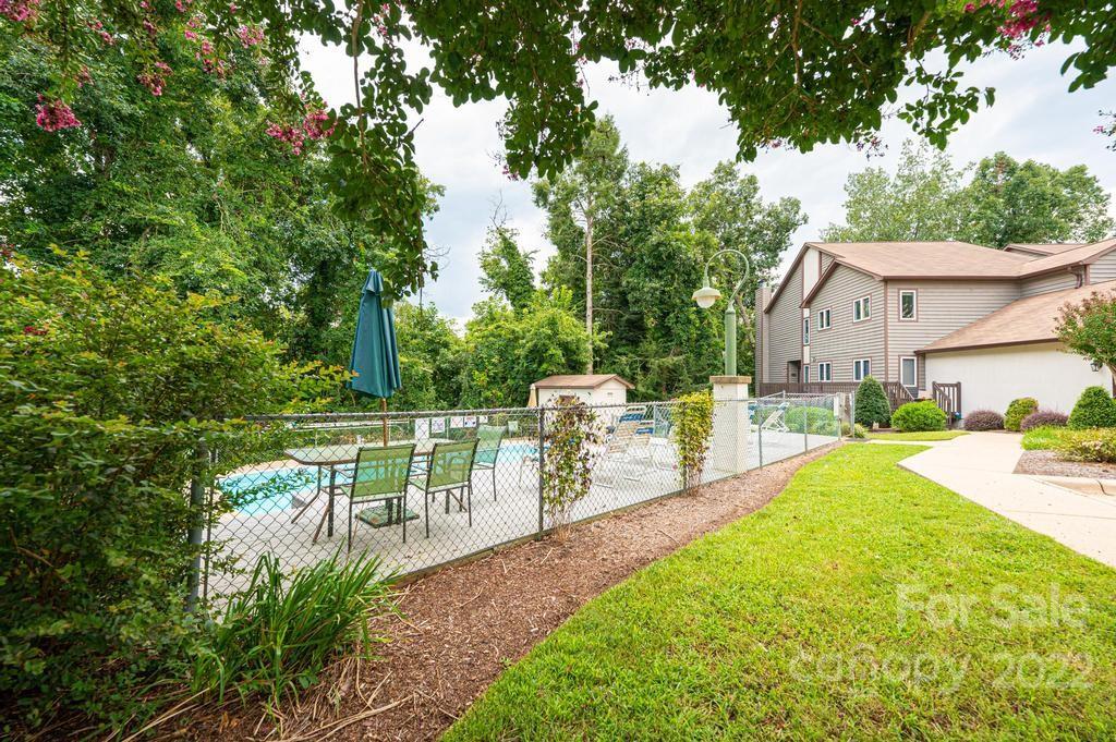 2217 6th Street NW Unit: 9