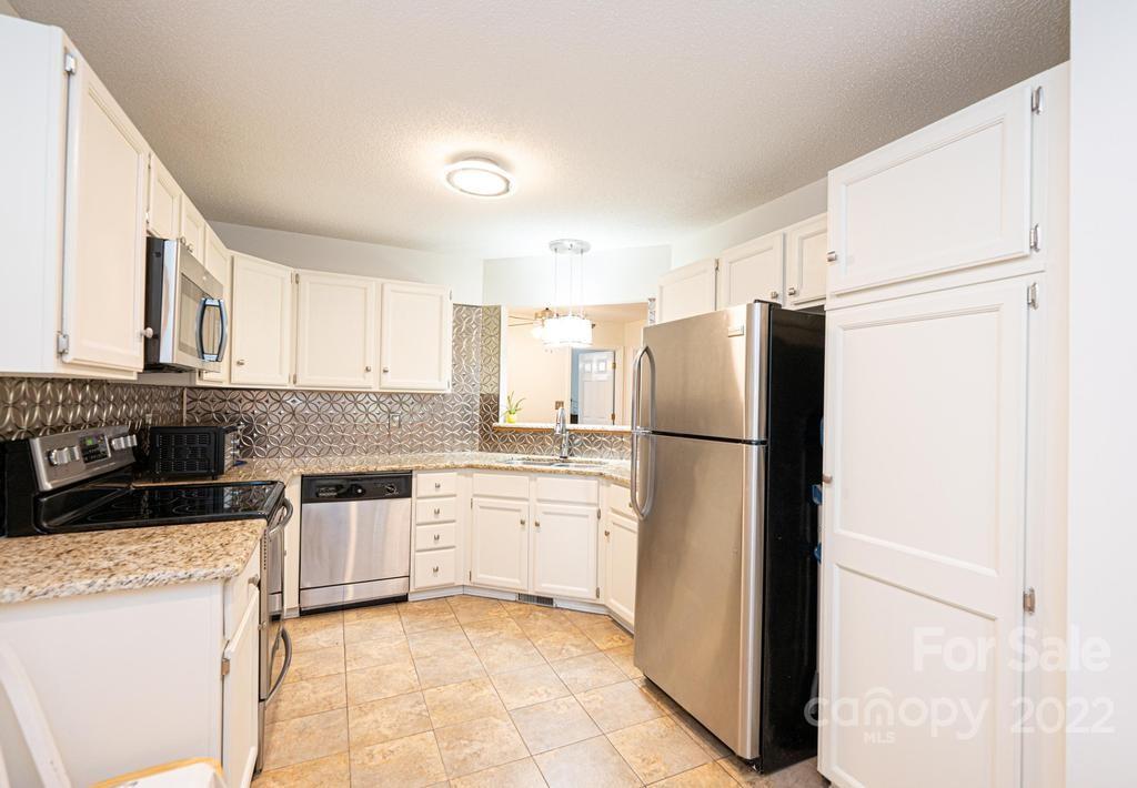 2217 6th Street NW Unit: 9