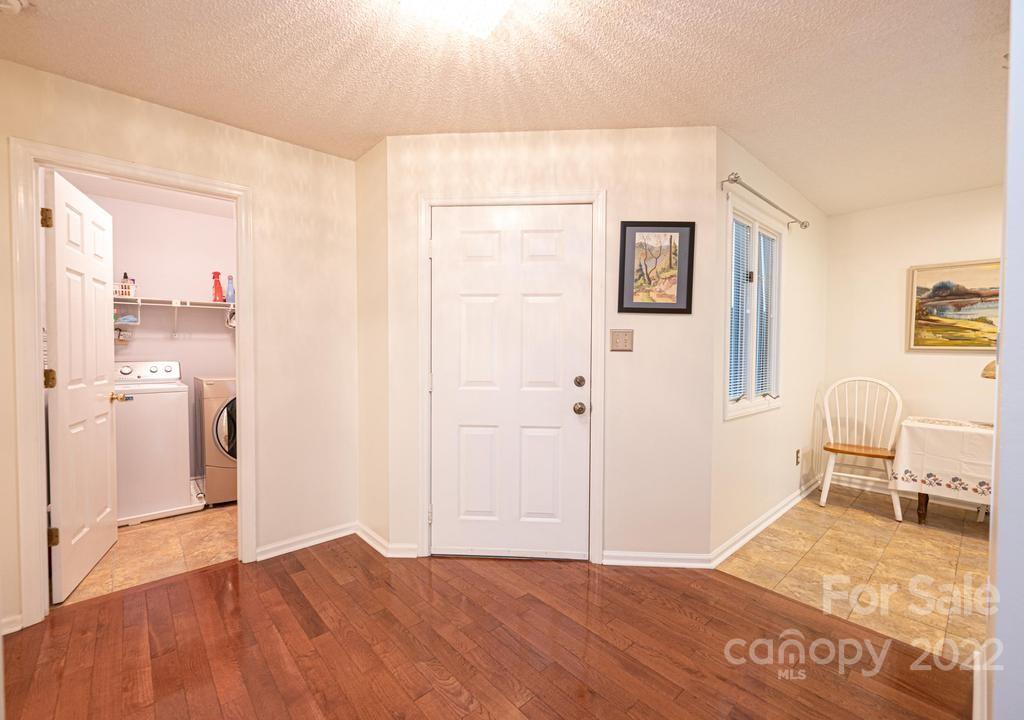 2217 6th Street NW Unit: 9