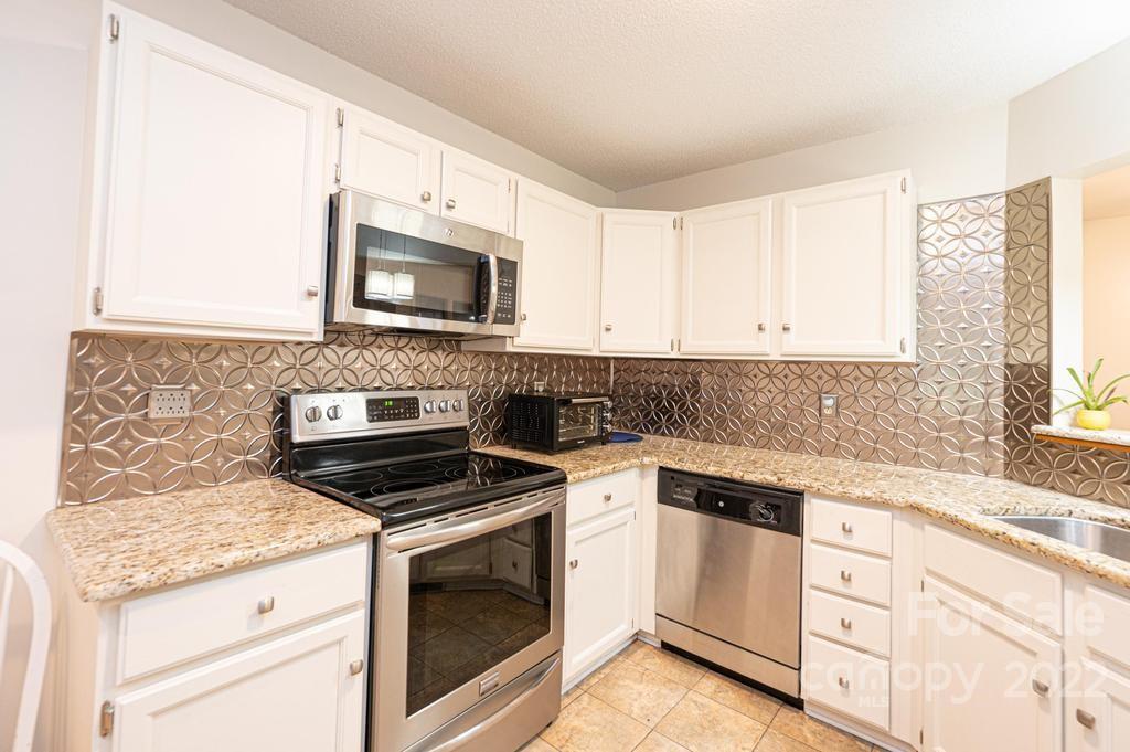 2217 6th Street NW Unit: 9