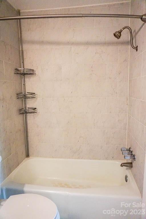 4340 North Center Street Unit: 405