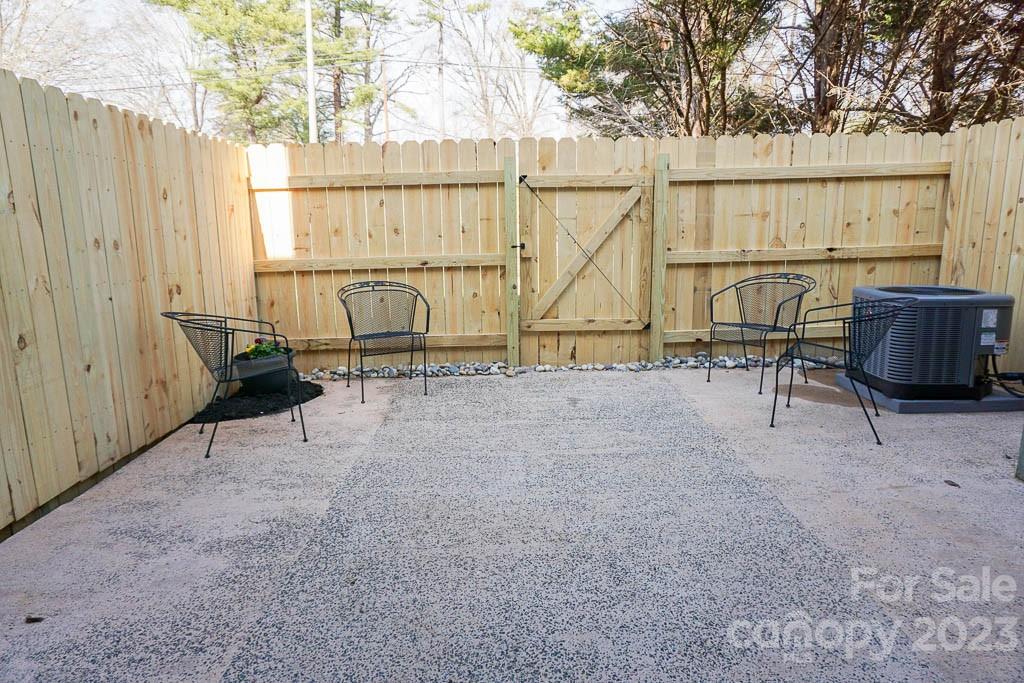 4340 North Center Street Unit: 405