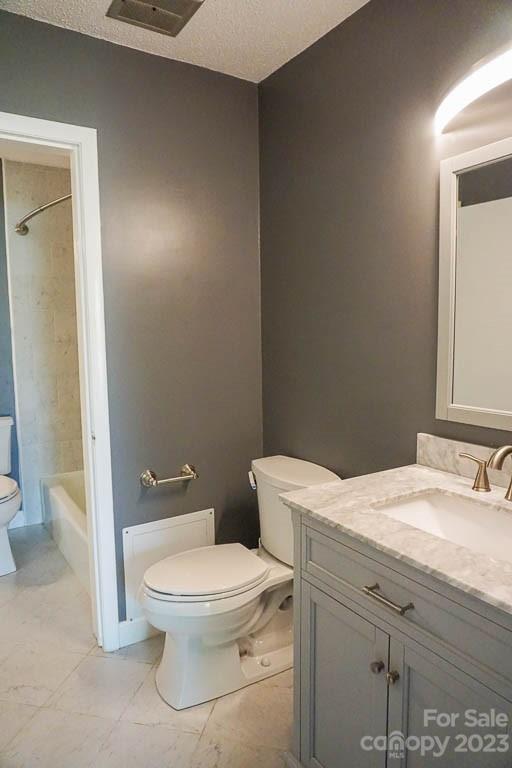 4340 North Center Street Unit: 405