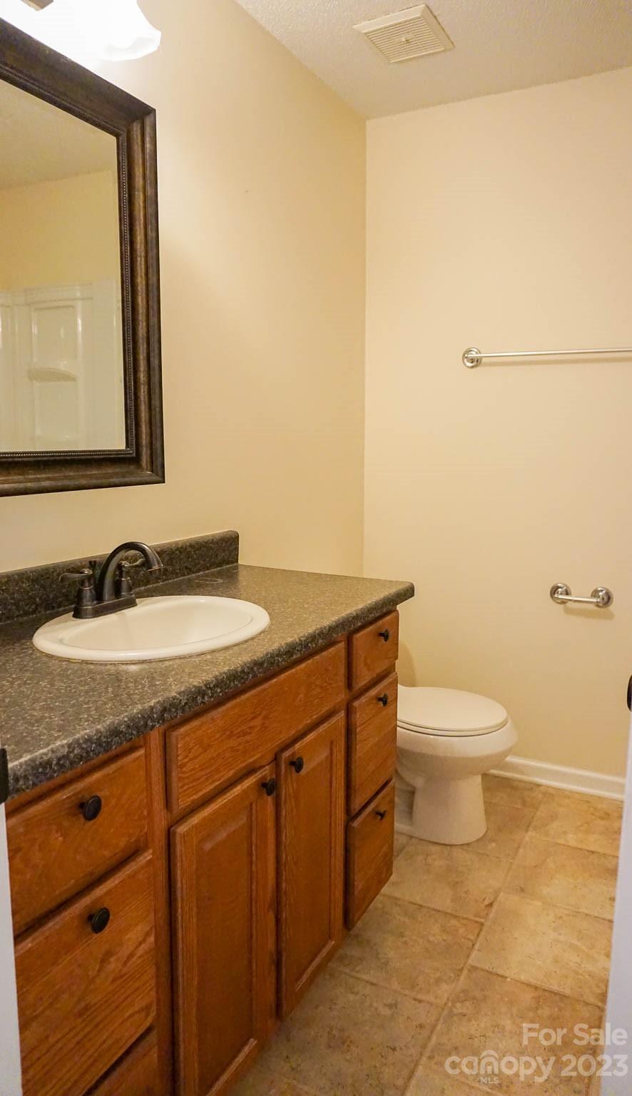 1444 Hardwood Circle