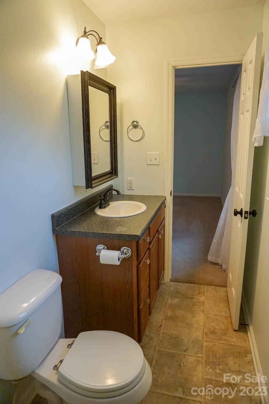 1444 Hardwood Circle